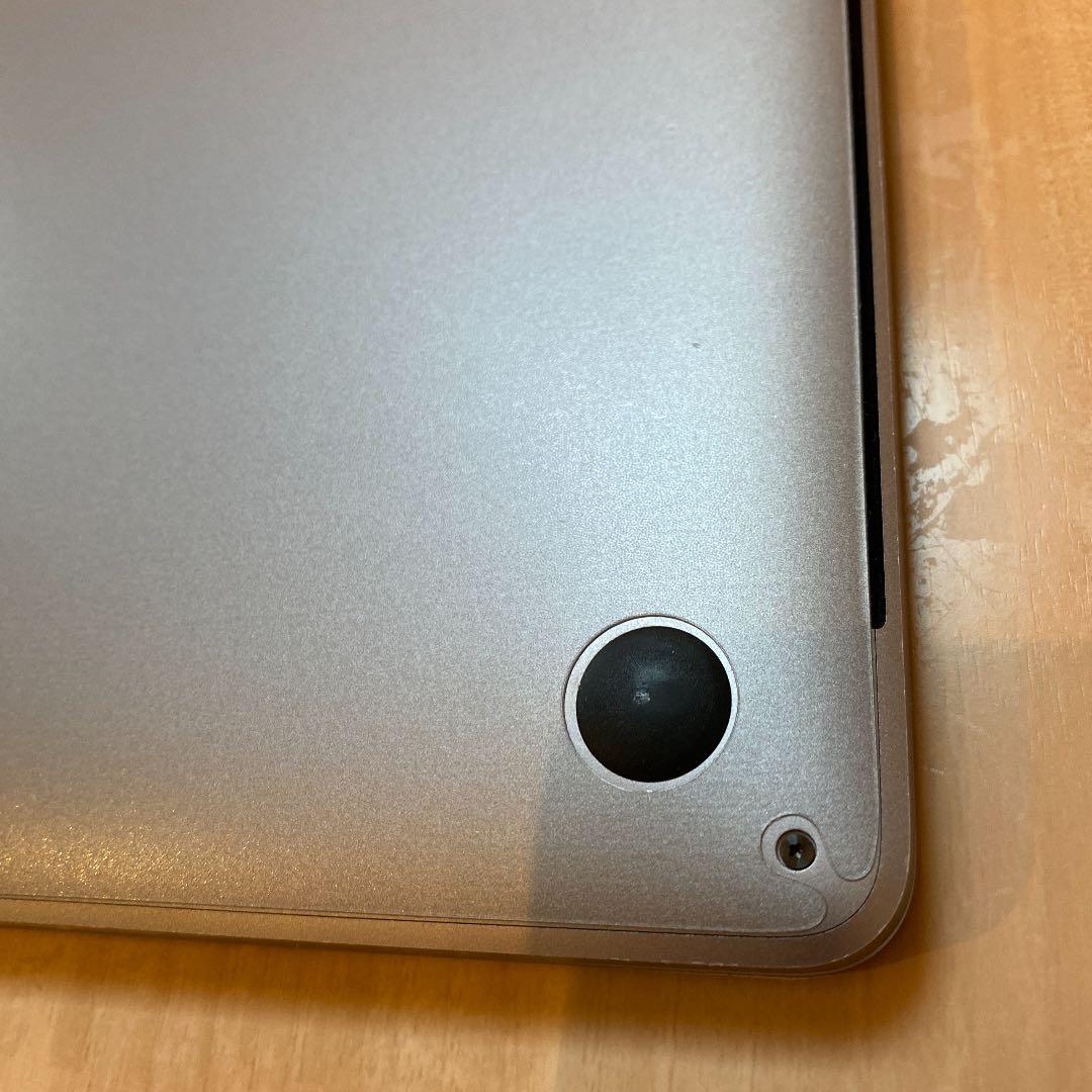 13.3インチMacBookPro USキーボード Touch Barあり