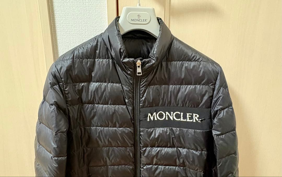 MONCLER モンクレール　NEVEU GIUBBOTTO ヌブーライトダウン