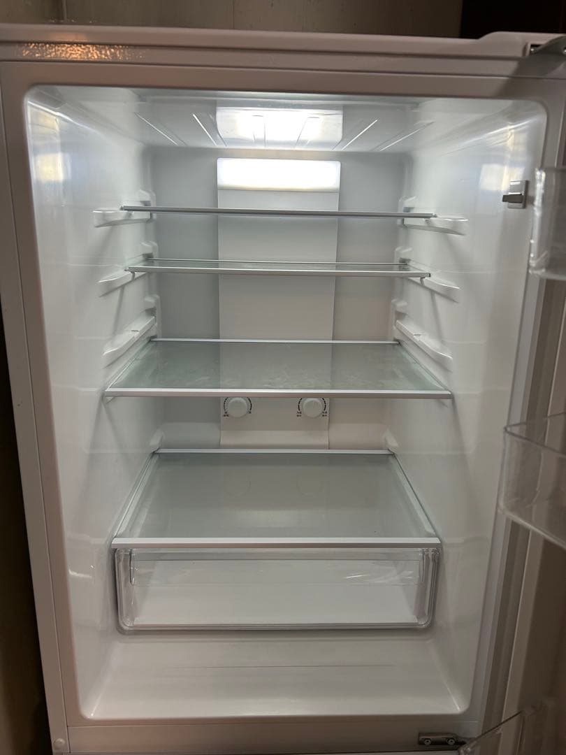 【美品】AQUA 2ドア冷蔵庫(AQR-20P) ★直接引取りの場合値下げ可