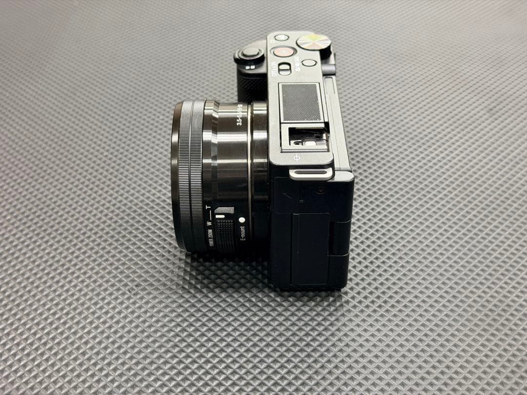 Sony ZV-E10 ミラーレスカメラ 16-50mmレンズ付き