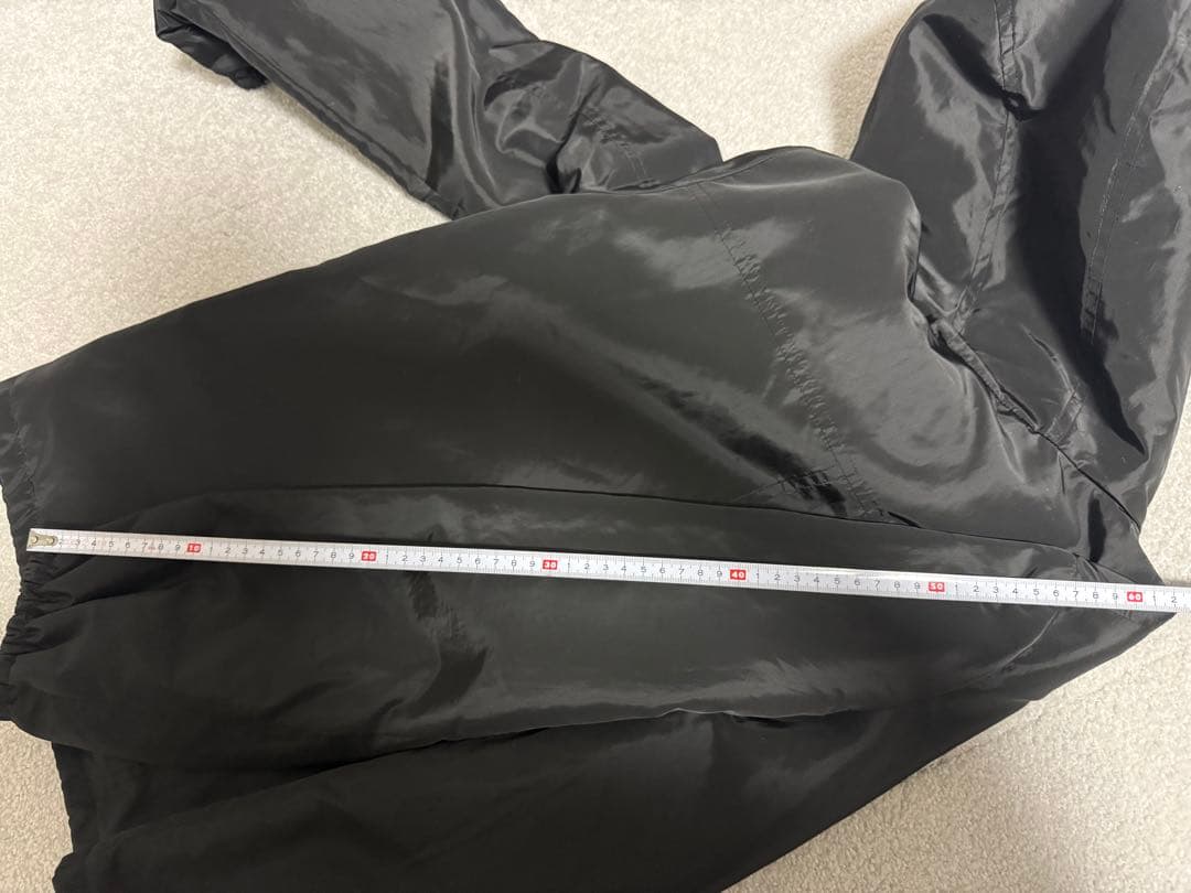 新品未使用PRADA36フード付きブラックナイロンジャケット