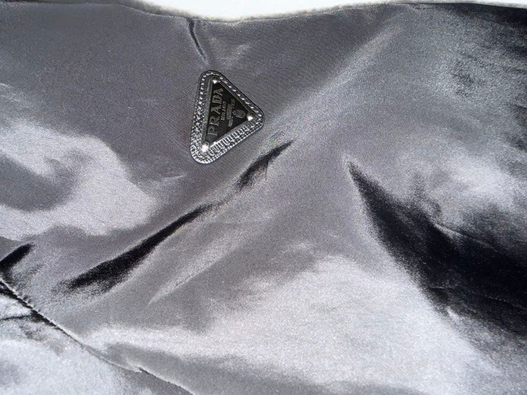 新品未使用PRADA36フード付きブラックナイロンジャケット