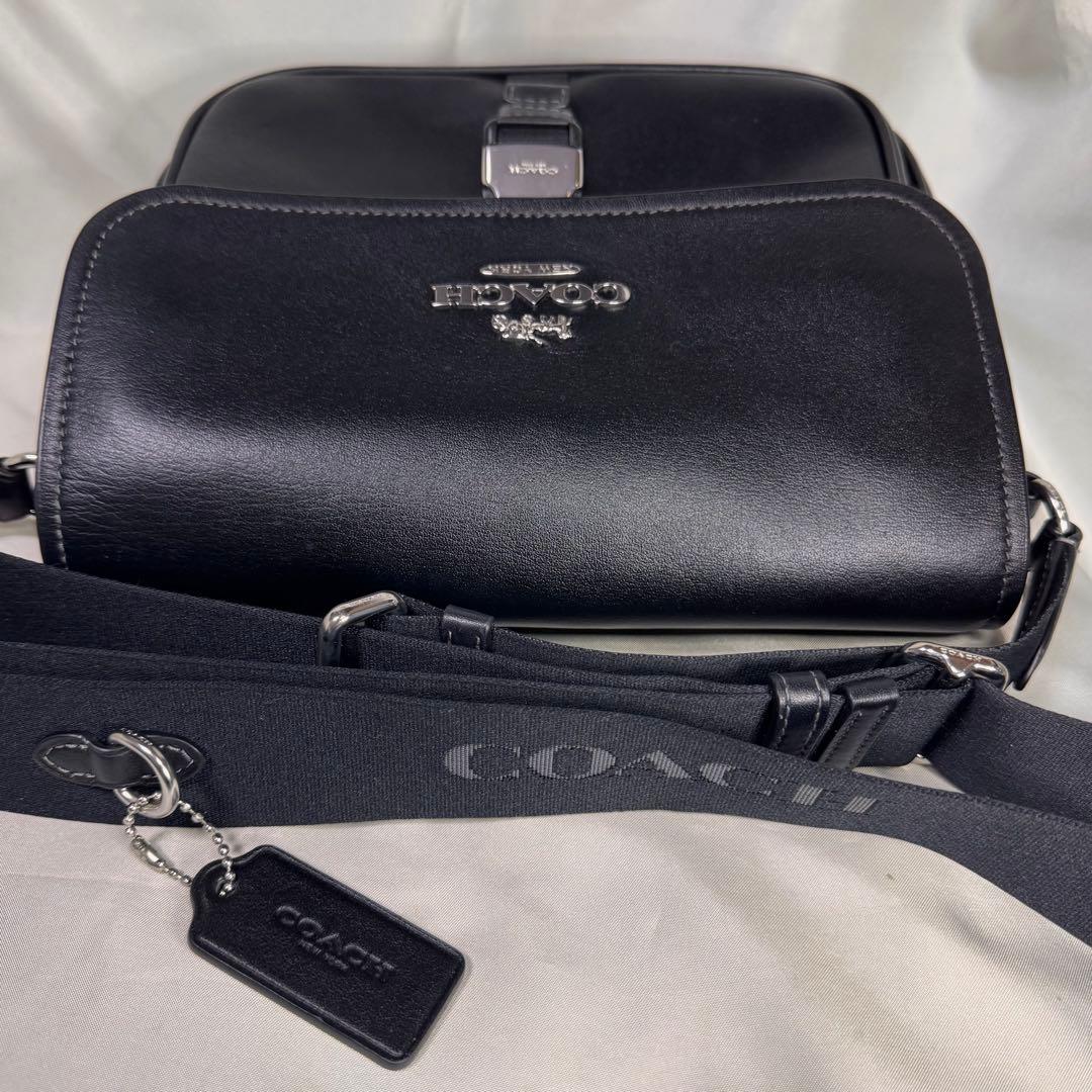COACH コーチ ペースメッセンジャー ショルダーバック　ユニセックス　本革
