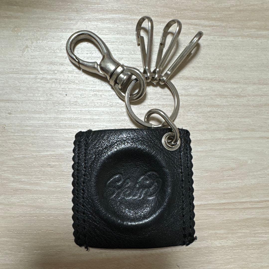 skintokyo コンドームキーホルダー