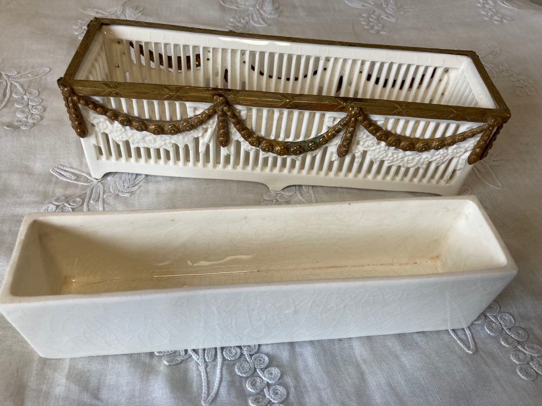 フランス アンティーク 薔薇のガーランド 小箱 陶器 ボックス 小箱19世紀