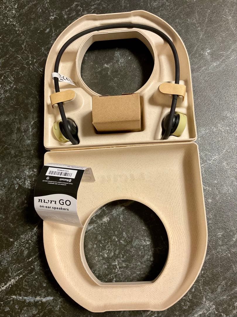 nura GO オンイヤースピーカー ブラック