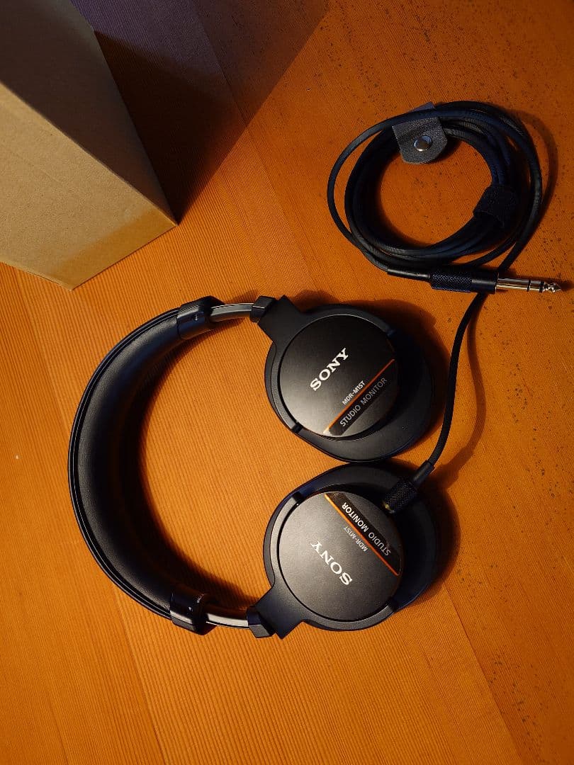 SONY MDR-M1ST スタジオモニター ヘッドホン　美品