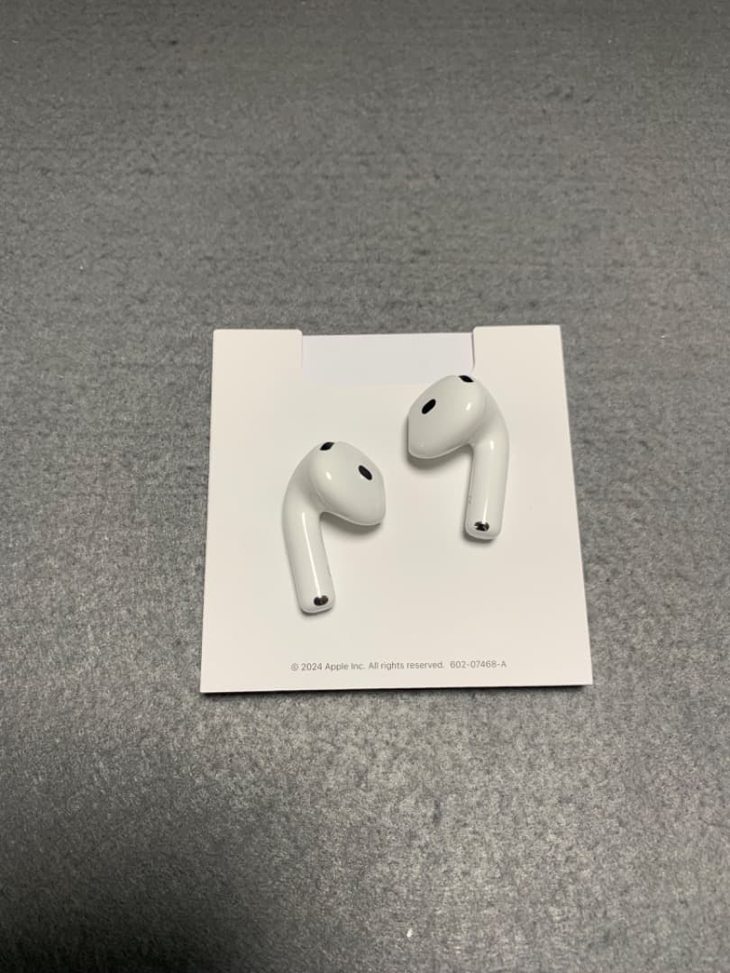 ほぼ未使用 AirPods 第4世代 USB-C