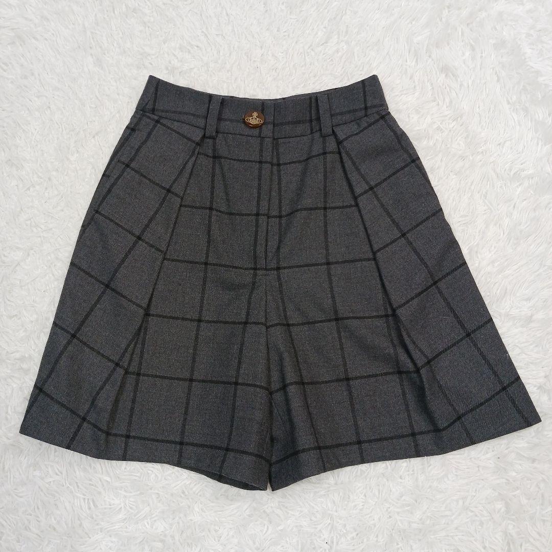 ✨極美品✨ヴィヴィアンレッドレーベル　ショートパンツ　オーブボタン　3
