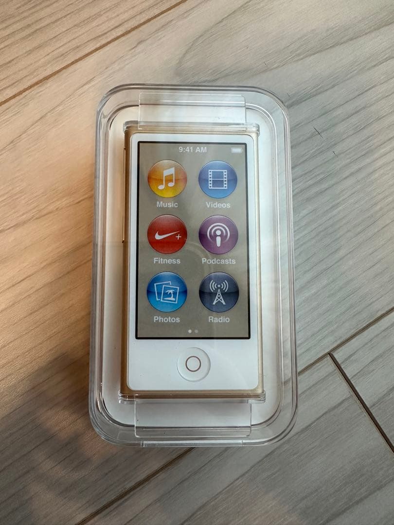 【未開封】【新品、未使用】Apple 第7世代 iPod nano