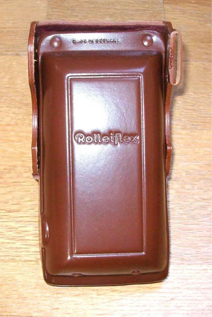 Rolleiflex 二眼 2.8F用ハーフケース