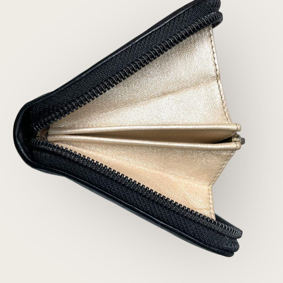 美品✨ CHANEL シャネル カメリア ラウンドジップ 長財布 黒 ゴールド