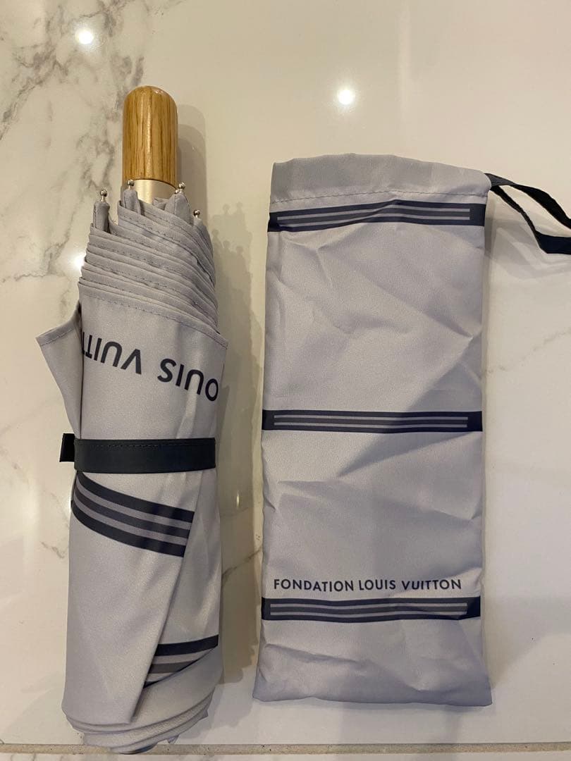 【未使用】FONDATION LOUIS VUITTON 折りたたみ傘 パリ限定