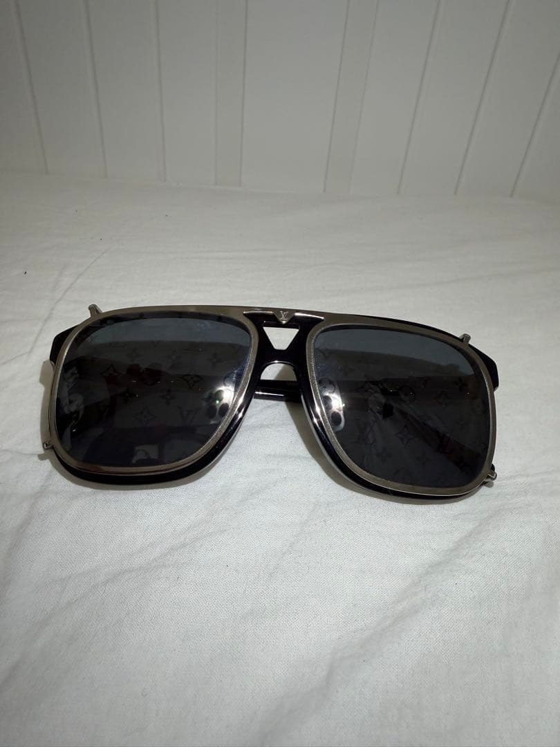 【超美品】ルイ ヴィトン サングラス サテライト モノグラム 交換レンズ付き