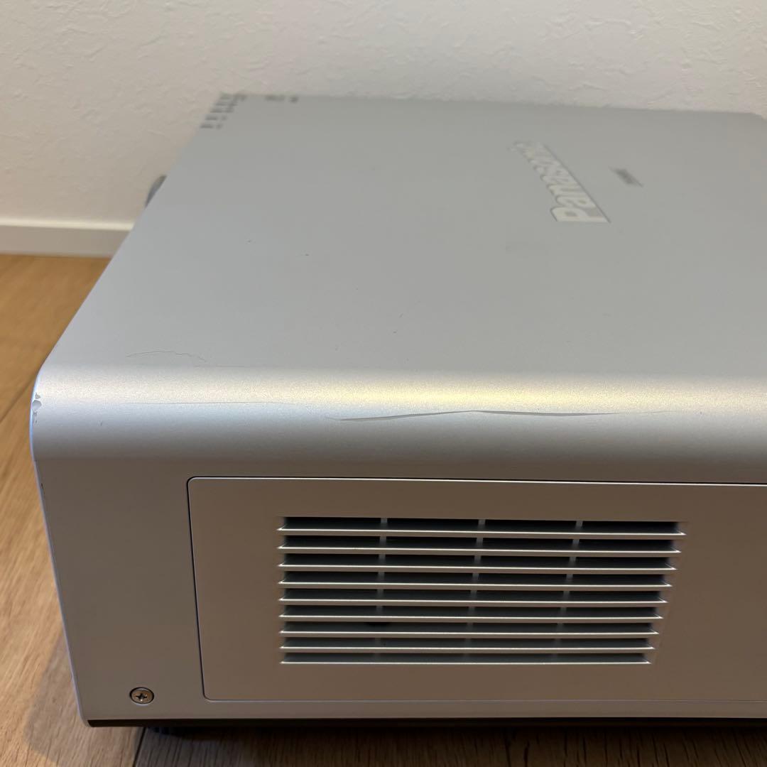 PanasonicDLPプロジェクタPT-D6000S 使用6538h 678h