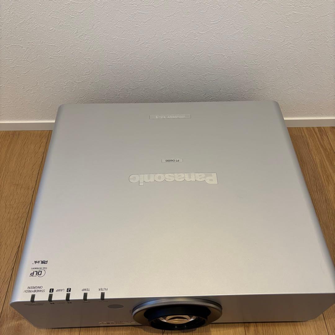 PanasonicDLPプロジェクタPT-D6000S 使用6538h 678h