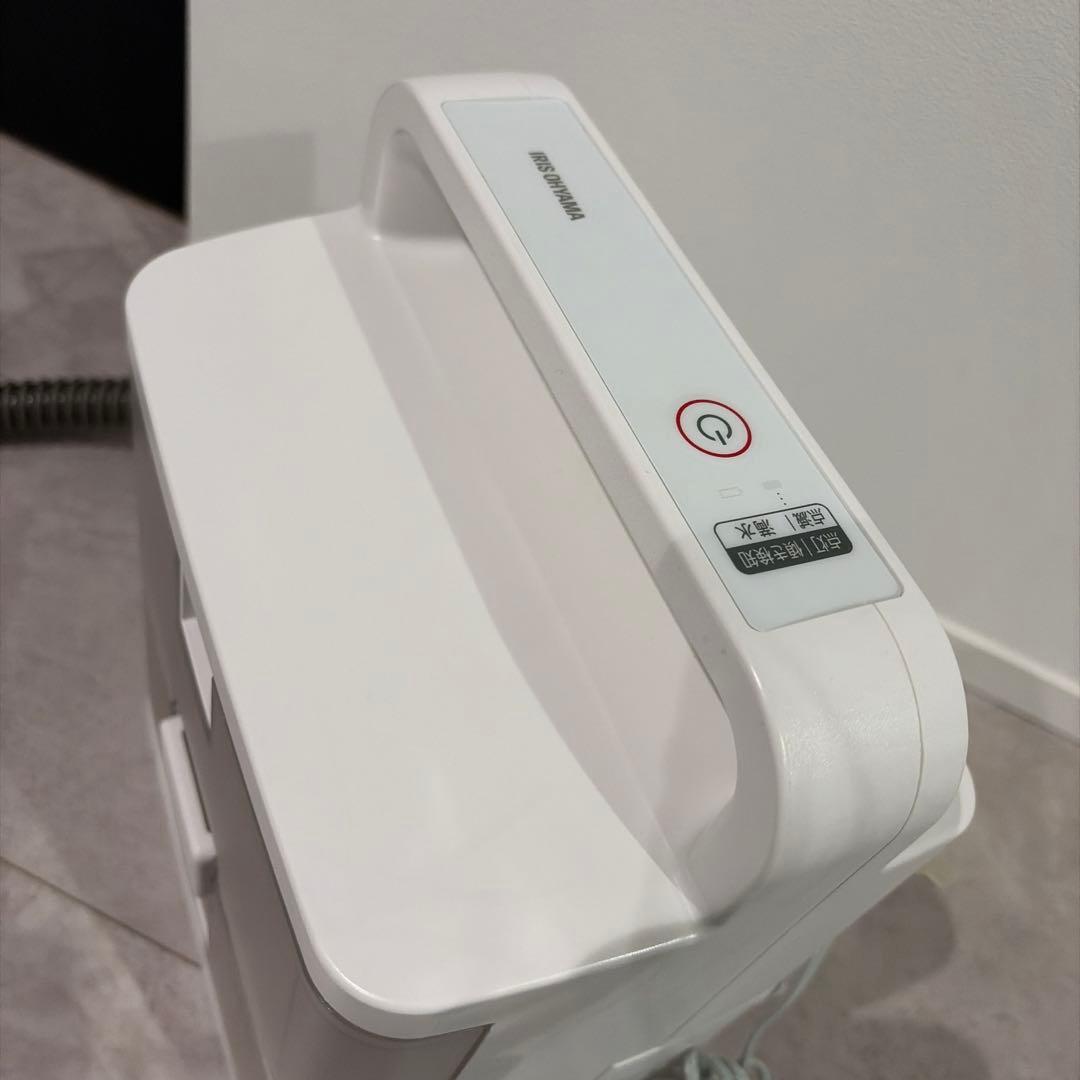 ほぼ未使用 IRIS OHYAMA コードレスリンサークリーナー