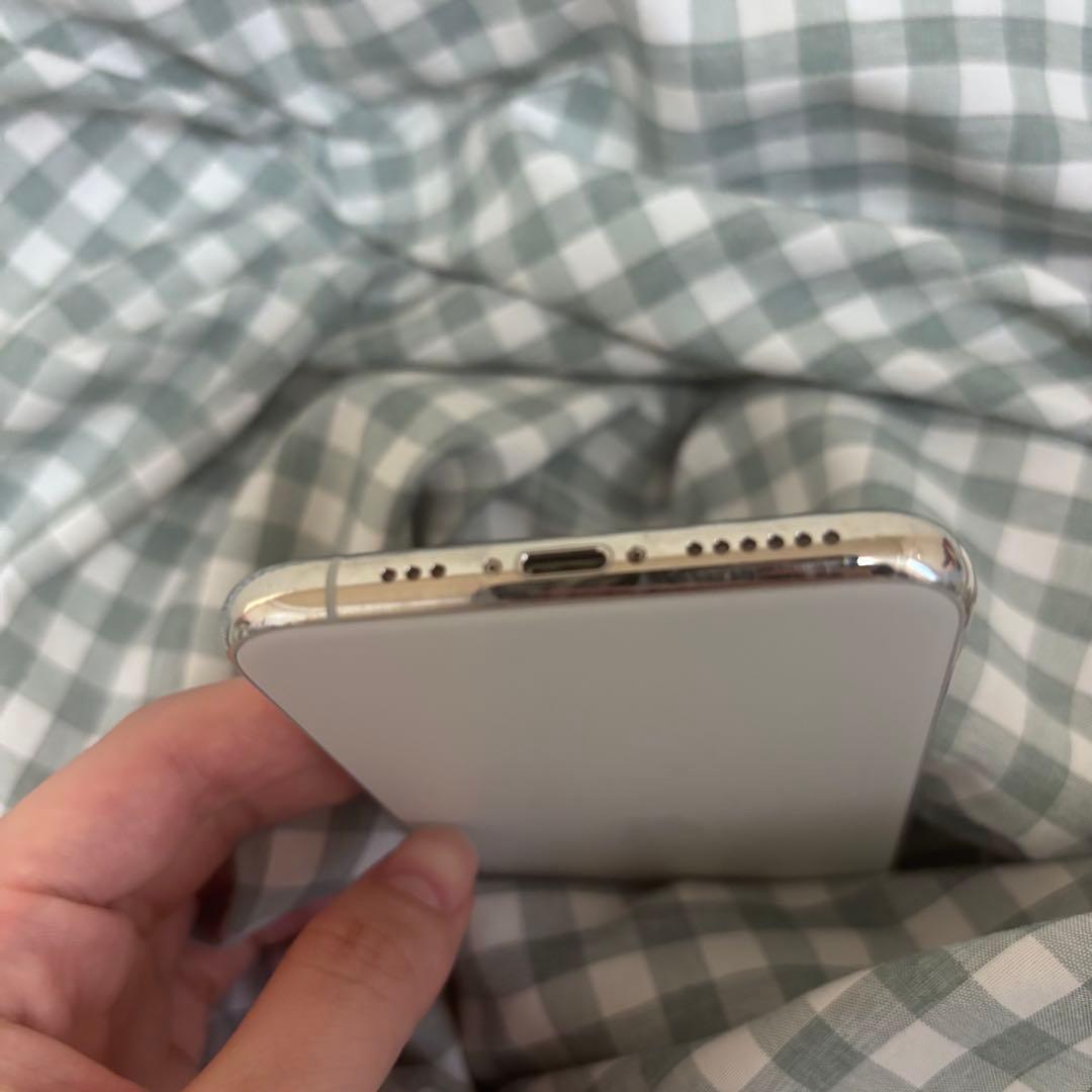 Apple iPhone 11 pro 本体 シルバー 256GB