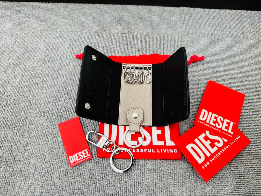 《新品未使用》DIESELレザー6連キーケース《正規品》