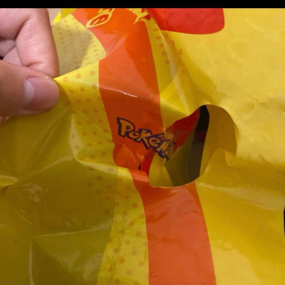 ポケモンセンターナゴヤ コメダ珈琲店　クッション ピカチュウ