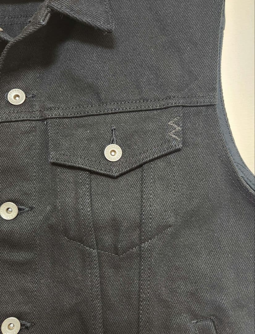 美品！アイアンハート IRON HEART 21oz黒鎧デニム ベスト L 40
