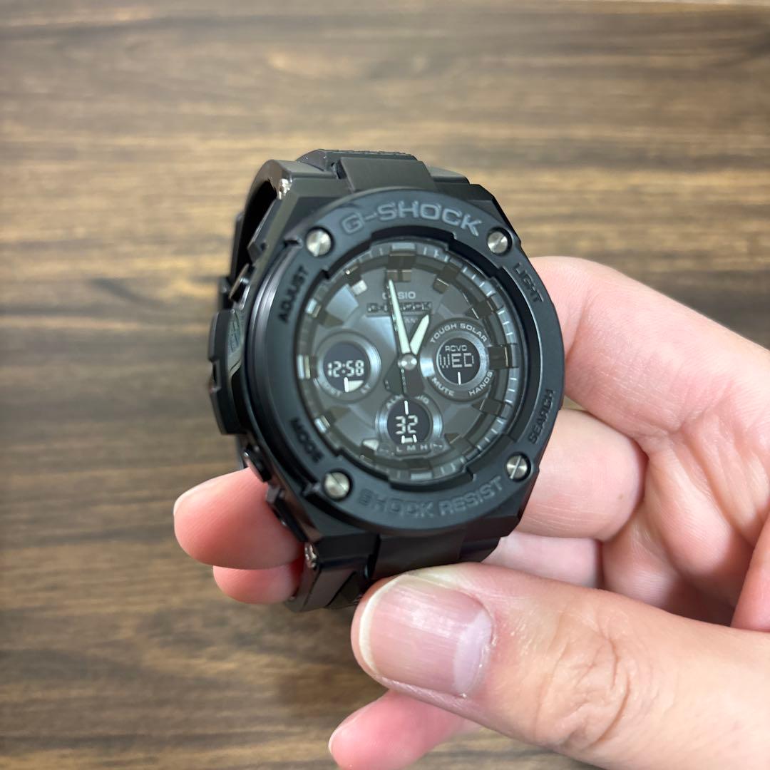 時計 CASIO G-SHOCK GST-W300G-1A1JF