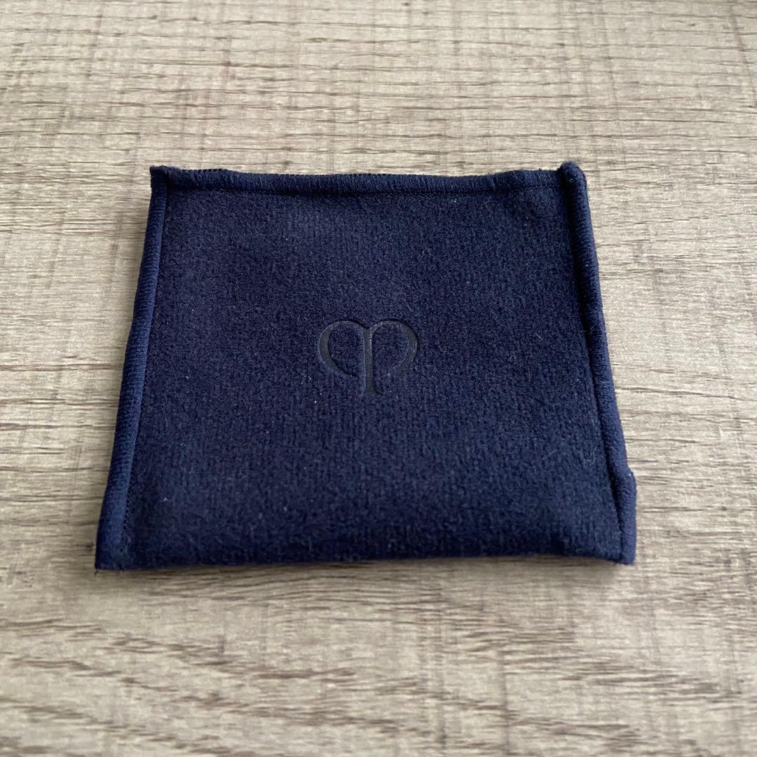 クレ・ド・ポー ボーテ　プードルコンパクトエサンシエルｎ（エレガントスリム）