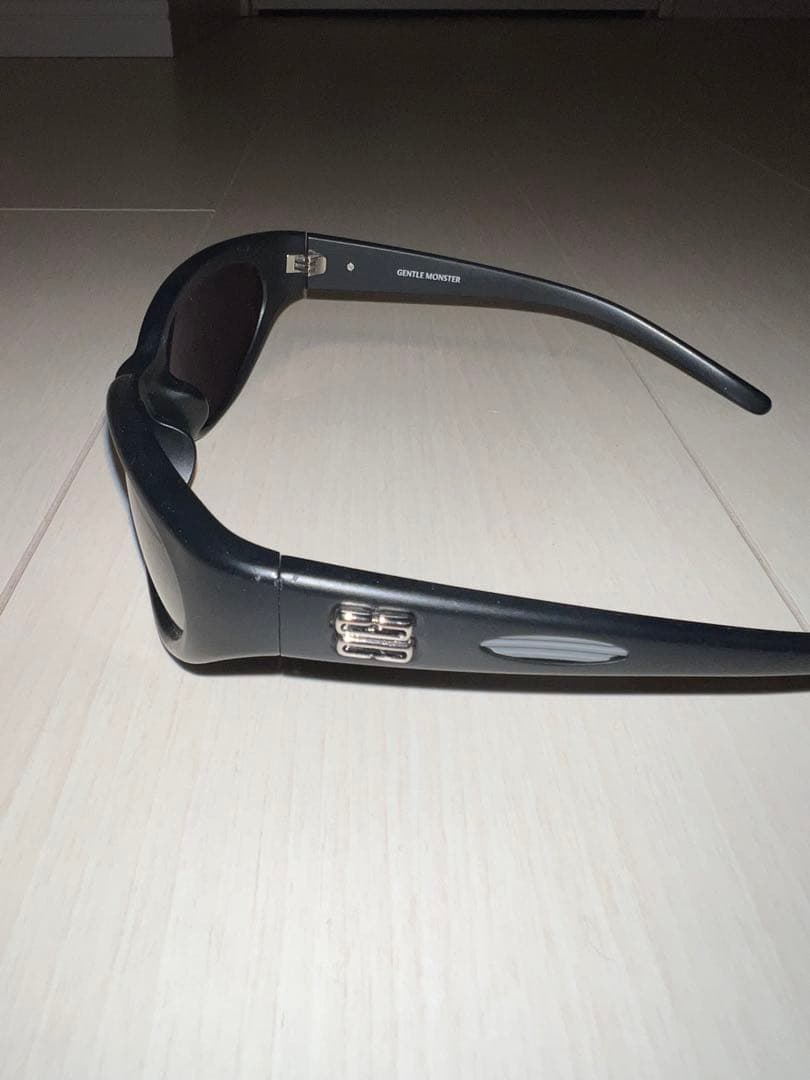 GENTLE MONSTER JUICY ブラック サングラス