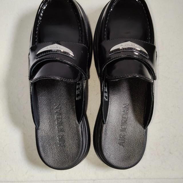 AIR JORDAN エア ジョーダン ローファー ミュール 黒 26cm 新品