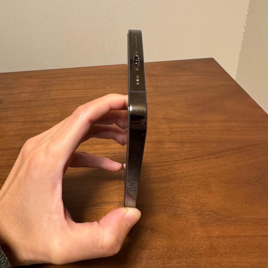 Apple iPhone 12pro 128GBグラファイト