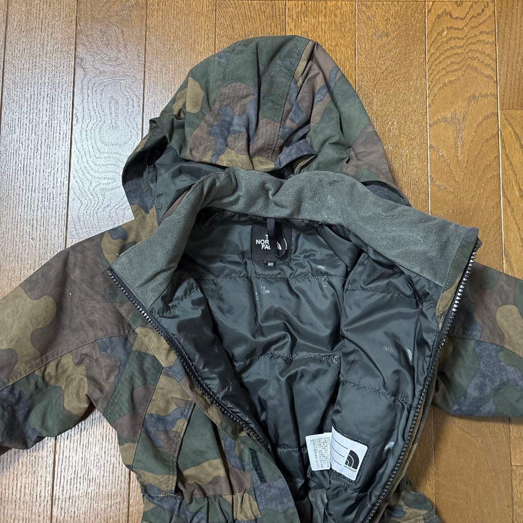 なつ　ノースフェイス　スノーウェア90サイズ