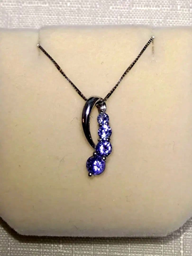 festaria　K10WG　タンザナイト　ネックレス（40cm）