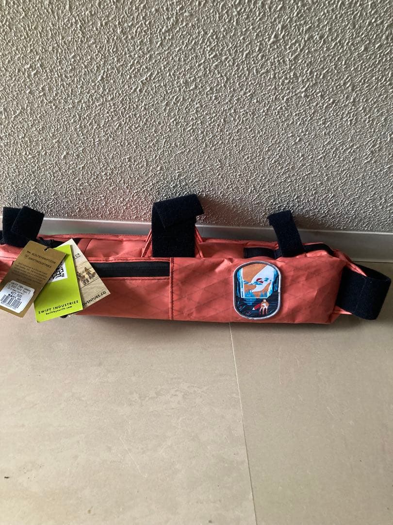 新品Swift Industriesフレームバッグ　スウィフトインダストリーズ