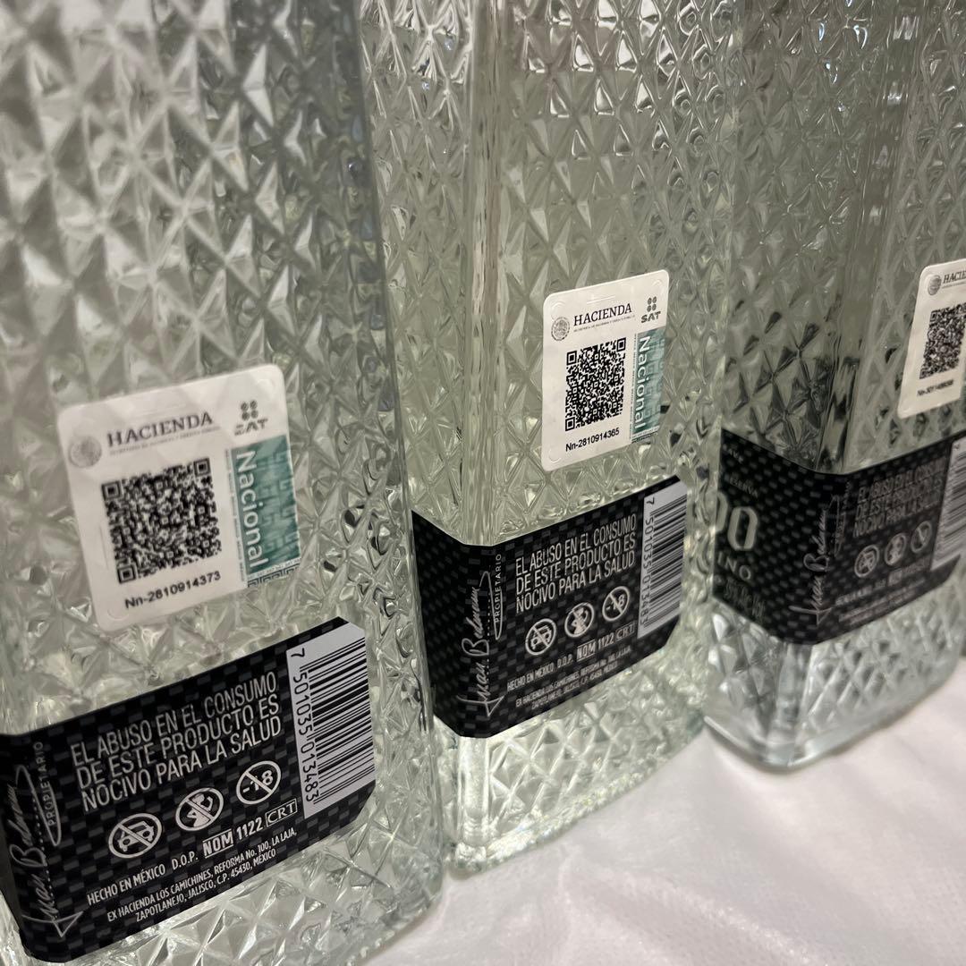 テキーラ　クエルボ　1800 クリスタリーノ 750ml クリスタル　レア