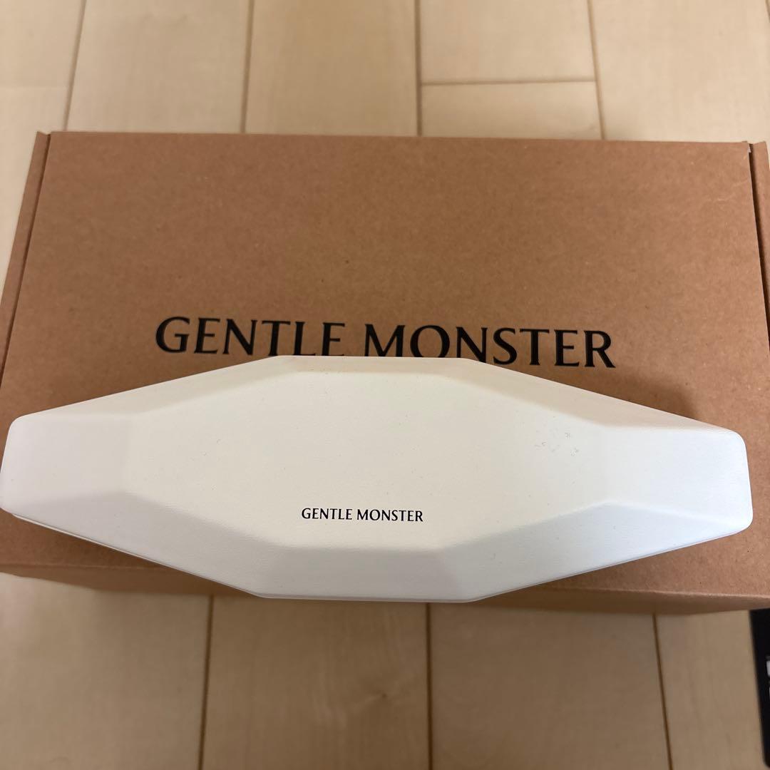 ジェントルモンスターphantom01