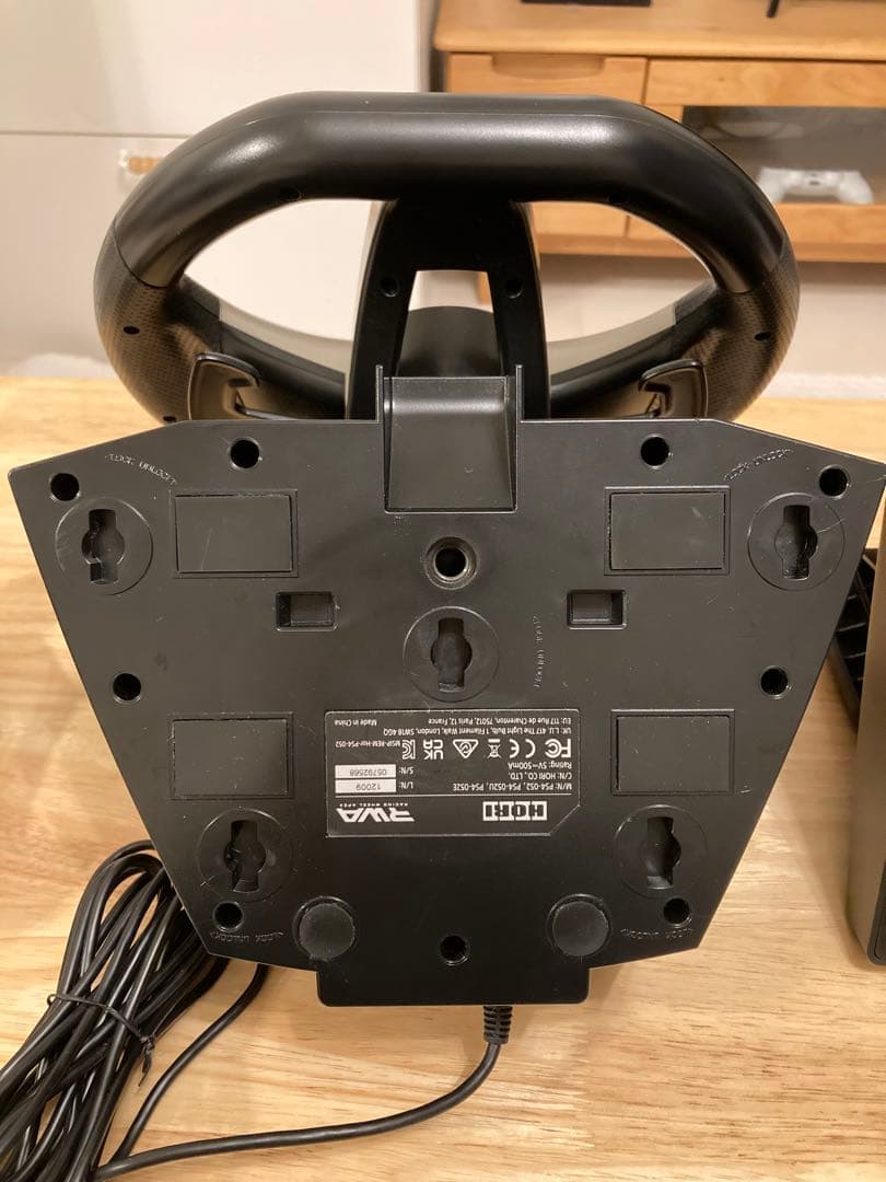 美品　レーシングホイールエイペックス for PlayStation3/4/PC