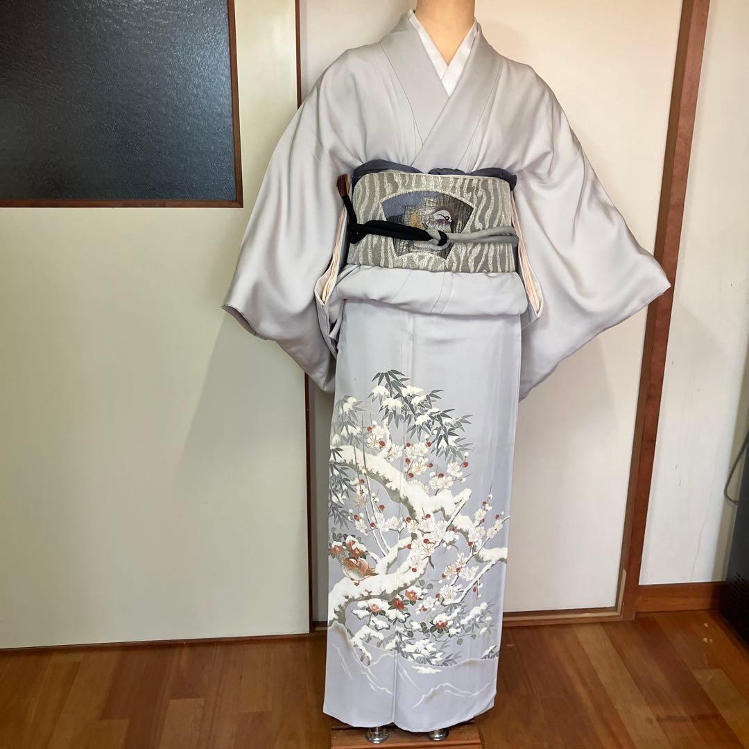 m*c様 皇室献上作家、熊谷慶雲作 グレー 雪の中の梅の花 付け下げ三つ紋いり