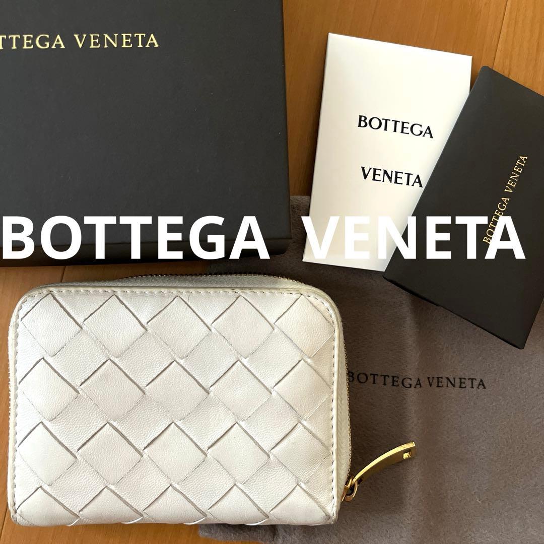 ボッテガヴェネタ ケース ラウンドジップ マキシイントレチャート