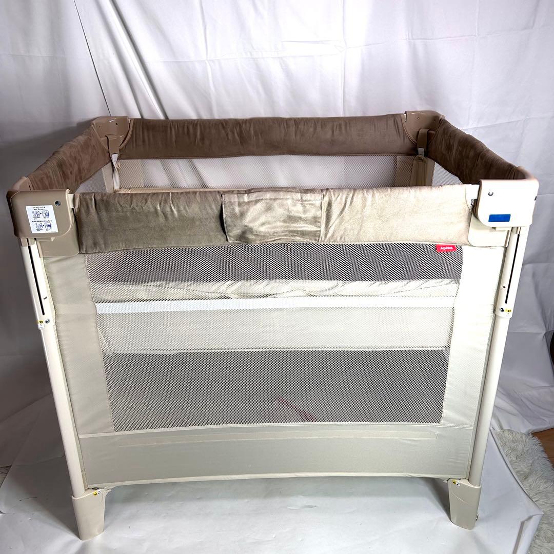 APRICA アップリカ ココネルエアープラスAB　ホワイトベージュ