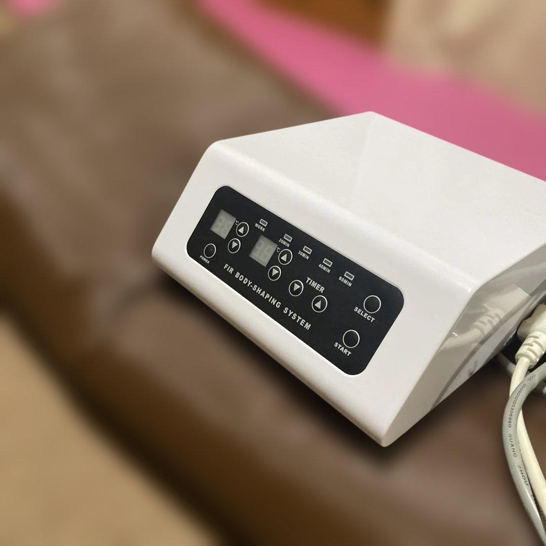 【ＭＯＣＯエステ ヒートマット4DX ゲルマ 遠赤外線 三つ折り サロン用 】