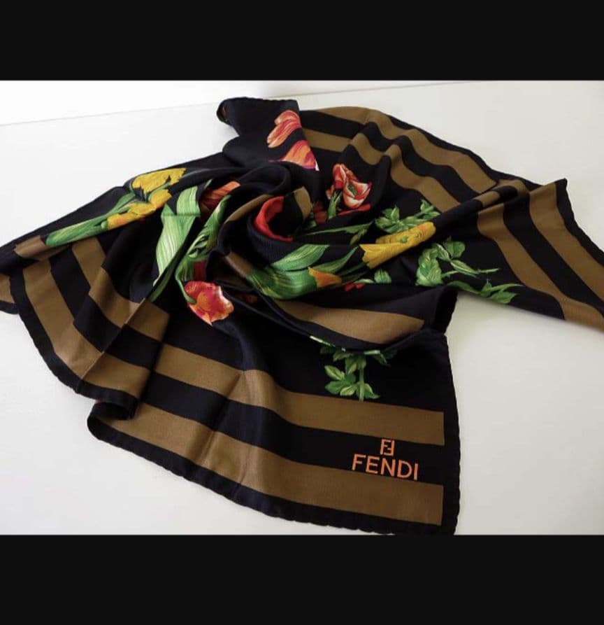 フェンディ FENDI スカーフ ストール 大判 シルク 絹 ボーダー 花柄 薔