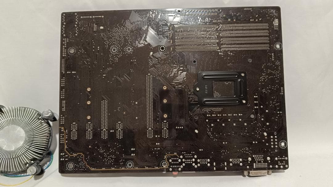 Asus マザーボード h270-plus, intel i5 cpu まとめ