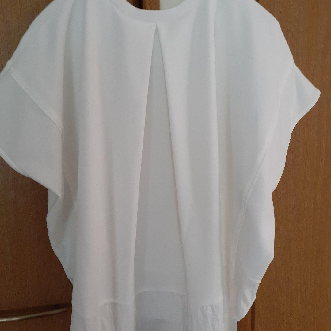 ビアズリーラウンドヘムプルオーバー