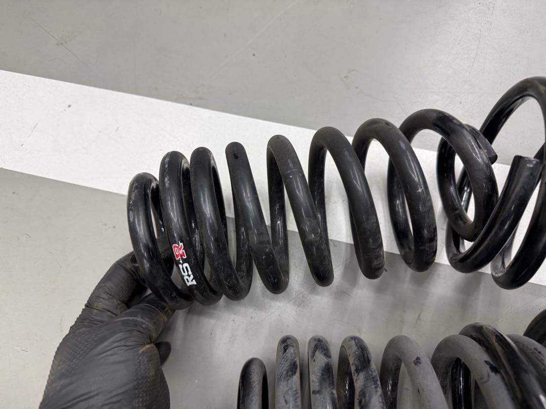 RS-R ダウンサスキット 90VOXY・NOAH おっち