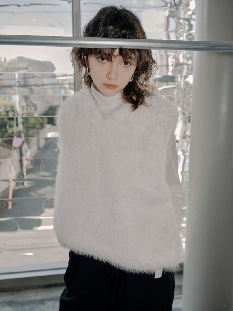 トレフルプラスワン trefle+1 ふわふわベスト ファーベスト