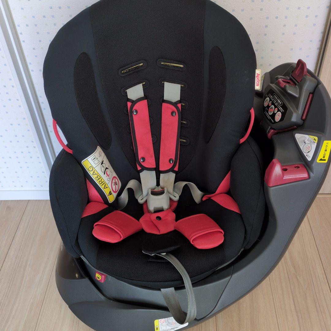 アップリカ Apricaチャイルドシート(360°回転)新生児〜3才ぐらい