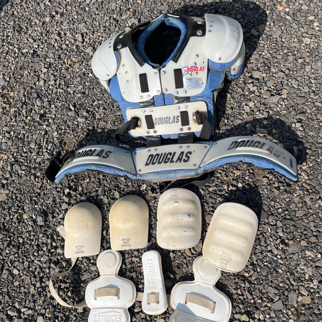 アメフト　防具