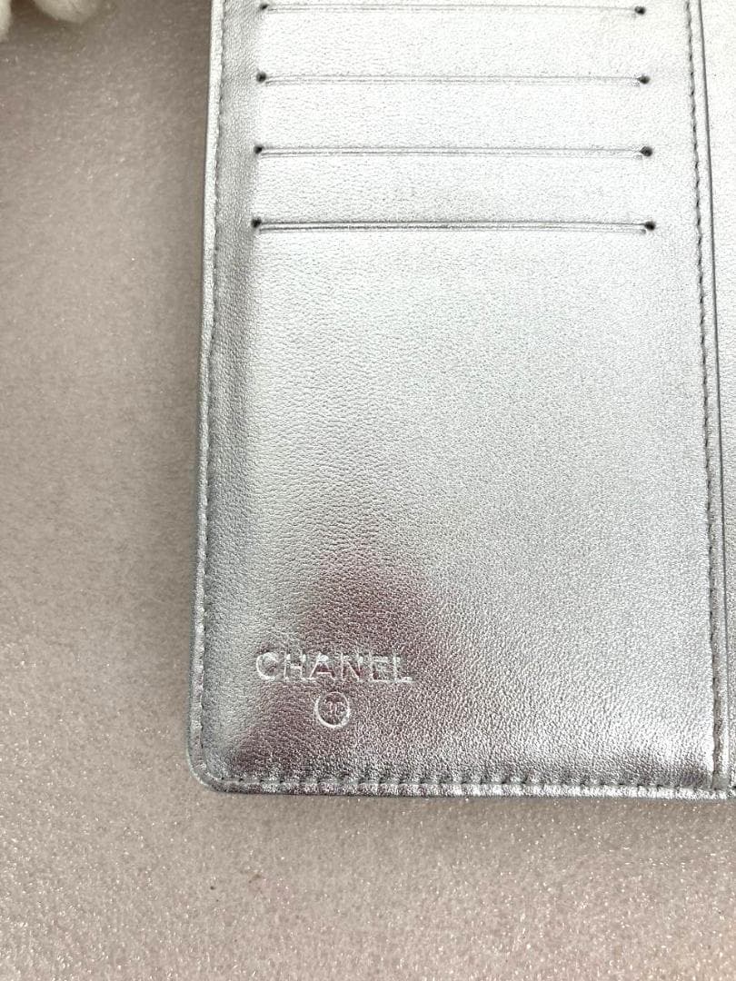 ♡ ギャランティ・箱付き ♡ CHANEL マトラッセ　シルバー 長財布
