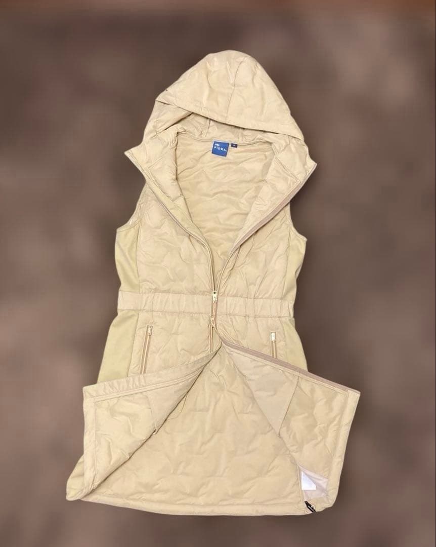 フード付きキルティングロングベスト