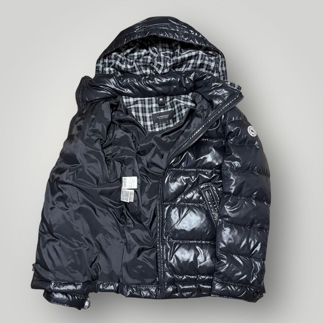 BURBERRY BLACK LABEL シャイニーブラック　ダウンジャケット